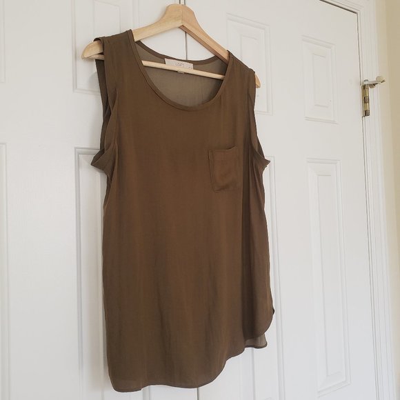 Loft Olive Green Silky Sleeveless Top - Size MP - Picture 4 of 9